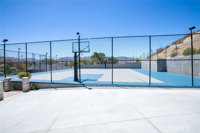 Detail Gallery Image 36 of 37 For 18209 Sierra #30,  Canyon Country,  CA 91351 - 2 Beds | 2 Baths