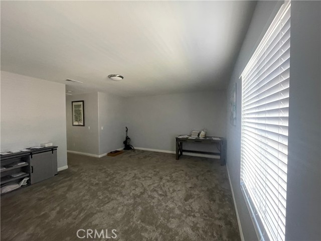 Detail Gallery Image 11 of 13 For 14275 English Setter, Corona,  CA 92880 - 5 Beds | 3 Baths