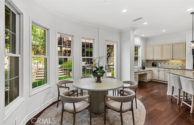 Detail Gallery Image 30 of 75 For 26012 Horseshoe Cr, Laguna Hills,  CA 92653 - 5 Beds | 5/1 Baths