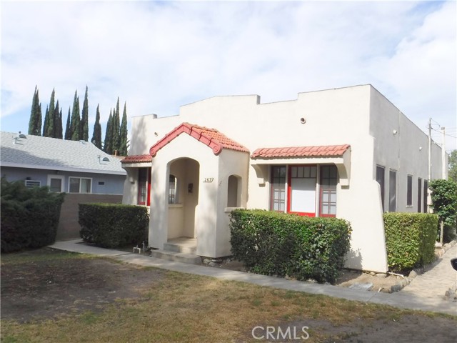 263 N Palm Ave, Upland, CA 91786