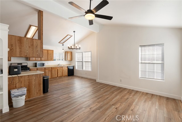 Detail Gallery Image 6 of 20 For 23301 Ridge Route Dr #26,  Laguna Hills,  CA 92653 - 3 Beds | 2 Baths