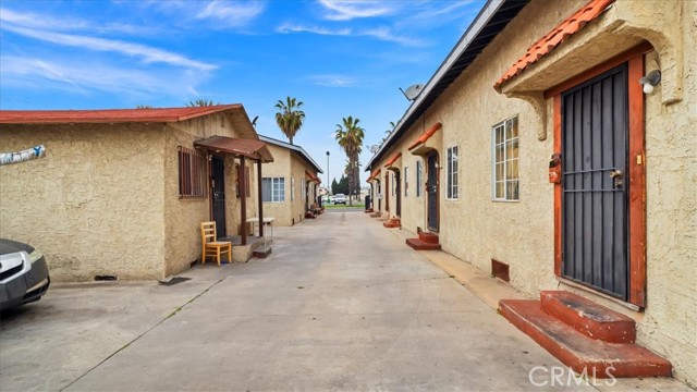 732 S Ferris Avenue #8, Los Angeles, CA, 90022 732 S Ferris Avenue #8, Los Angeles, CA, 90022