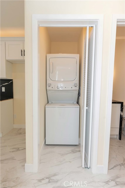 Detail Gallery Image 8 of 13 For 536 Myrtle St a,  Glendale,  CA 91203 - 1 Beds | 1 Baths