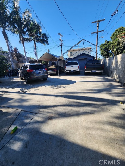 1217 46 Street, Los Angeles, California 90037, 3 Bedrooms Bedrooms, ,2 BathroomsBathrooms,Single Family Residence,For Sale,46,DW24172303