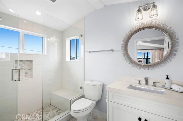 Detail Gallery Image 21 of 27 For 109 Onyx Ave, Newport Beach,  CA 92662 - 3 Beds | 4/1 Baths