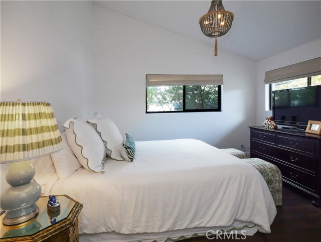 Detail Gallery Image 20 of 39 For 207 S Poinsettia Ave, Manhattan Beach,  CA 90266 - 4 Beds | 5 Baths