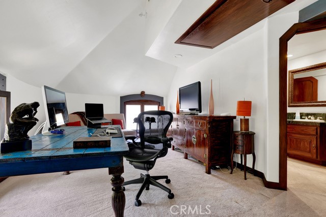 266 Canyon Acres Drive, Laguna Beach CA: https://media.crmls.org/medias/07a459e2-82a5-4cbe-bc91-f3ac2bfad417.jpg