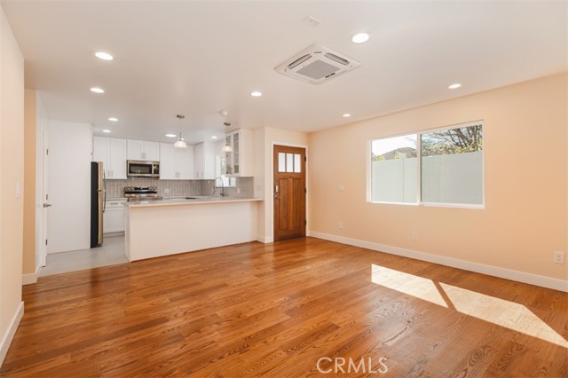 Detail Gallery Image 3 of 21 For 319 N Shelton St, Burbank,  CA 91506 - 1 Beds | 1 Baths