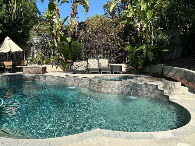 Detail Gallery Image 10 of 49 For 28864 Terrace Dr, Highland,  CA 92346 - 7 Beds | 4 Baths