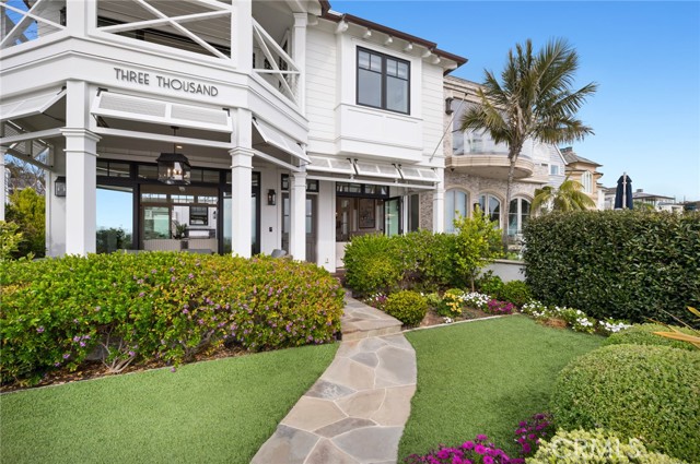 Detail Gallery Image 4 of 47 For 3000 Ocean Bld, Corona Del Mar,  CA 92625 - 5 Beds | 5/2 Baths