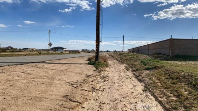 Detail Gallery Image 16 of 17 For 0 Neuralia Rd, California City,  CA 93505 - – Beds | – Baths