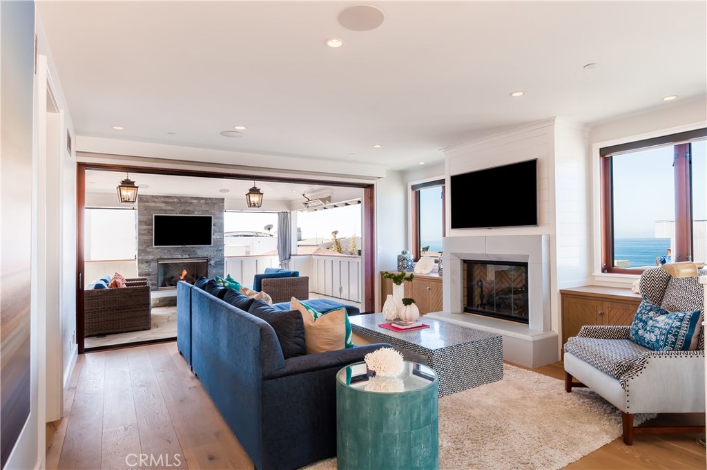 132 16th Street