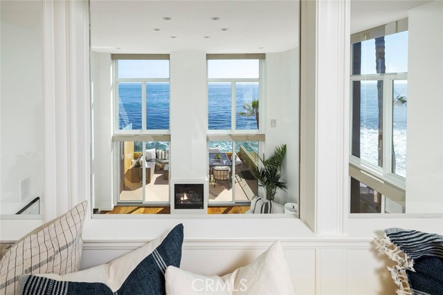 Detail Gallery Image 16 of 31 For 937 Gaviota Dr, Laguna Beach,  CA 92651 - 3 Beds | 3/1 Baths