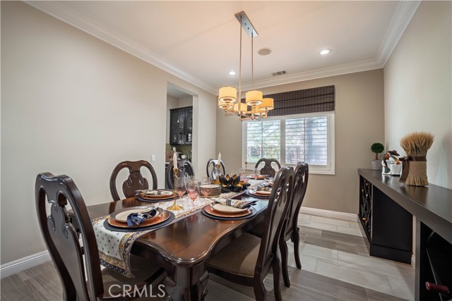 Detail Gallery Image 9 of 36 For 26407 Jean Baptiste, Moreno Valley,  CA 92555 - 5 Beds | 3/1 Baths