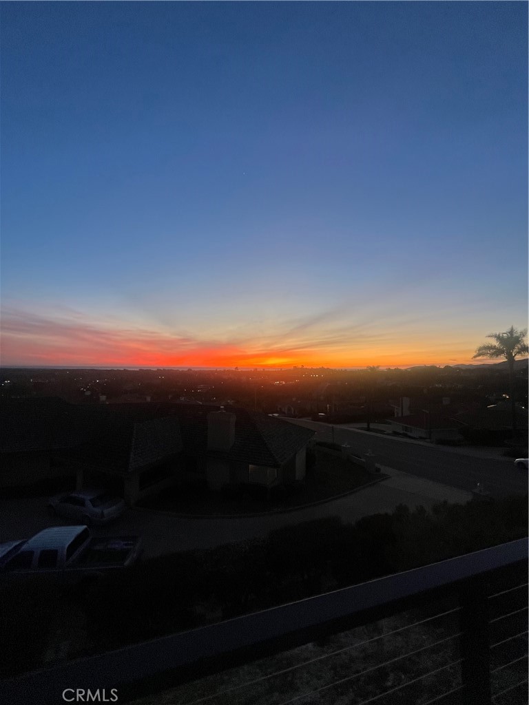 https://media.crmls.org/medias/07a92058-19f9-46de-9e69-992d6350a4cc.jpg?preset=X-Large