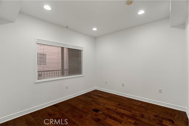 Detail Gallery Image 24 of 61 For 11504 Moorpark St #103,  Studio City,  CA 91602 - 3 Beds | 2/1 Baths