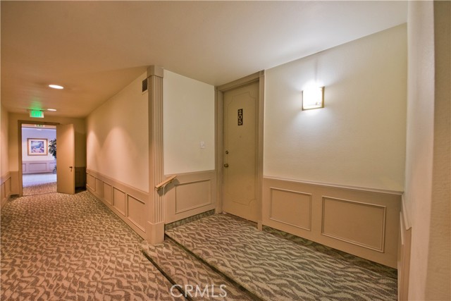 Detail Gallery Image 23 of 26 For 5340 Yarmouth #205,  Encino,  CA 91316 - 2 Beds | 2 Baths