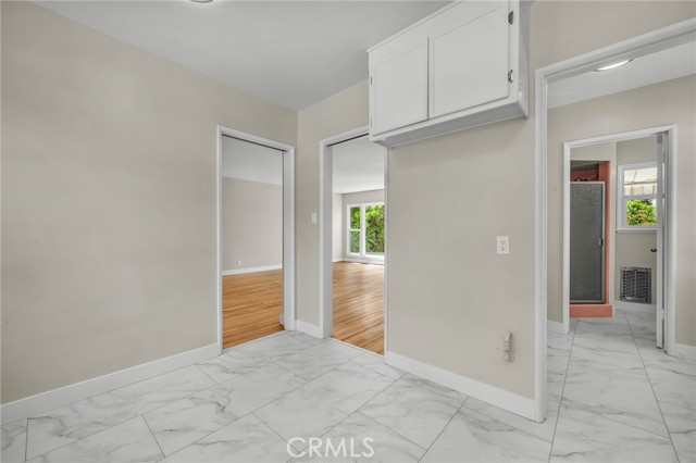 Image 6 of 25 For 2607 Nearcliff Street