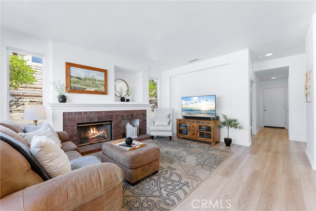 1443 Canyon Crest Drive, Corona CA: https://media.crmls.org/medias/07ab22de-d211-4c82-9017-7576fc7b15c7.jpg