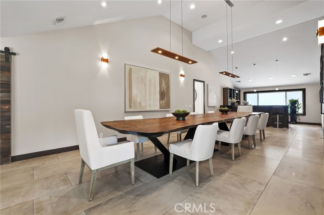 Detail Gallery Image 34 of 75 For 10372 Crawford Canyon Rd, Santa Ana,  CA 92705 - 5 Beds | 7/1 Baths