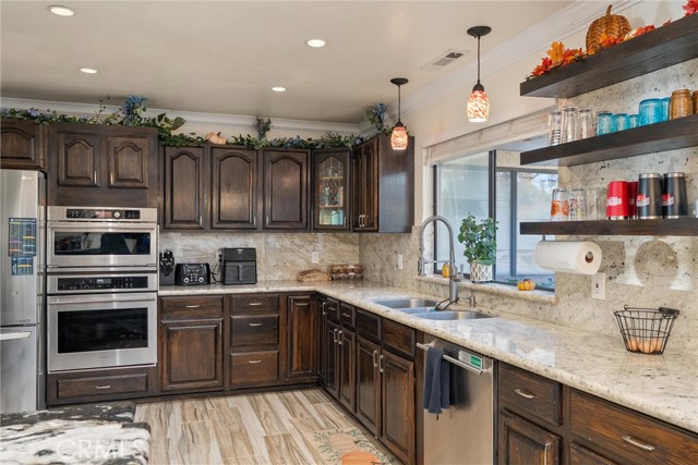 Detail Gallery Image 13 of 75 For 4227 Michelle Ct, Chico,  CA 95973 - 4 Beds | 2/1 Baths