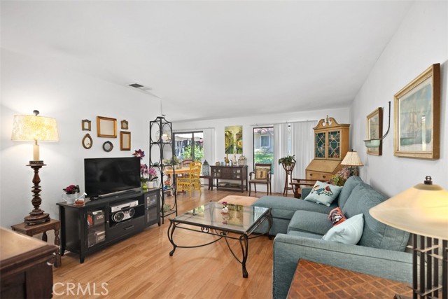 Detail Gallery Image 6 of 35 For 3205 via Buena Vista #D,  Laguna Woods,  CA 92637 - 2 Beds | 2 Baths