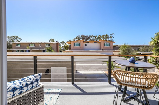 Detail Gallery Image 22 of 34 For 444 Seaward, Corona Del Mar,  CA 92625 - 2 Beds | 1/1 Baths