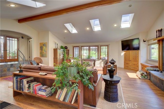 Detail Gallery Image 8 of 46 For 1785 Martingale Ave. Ave, Los Osos,  CA 93402 - 5 Beds | 3/1 Baths