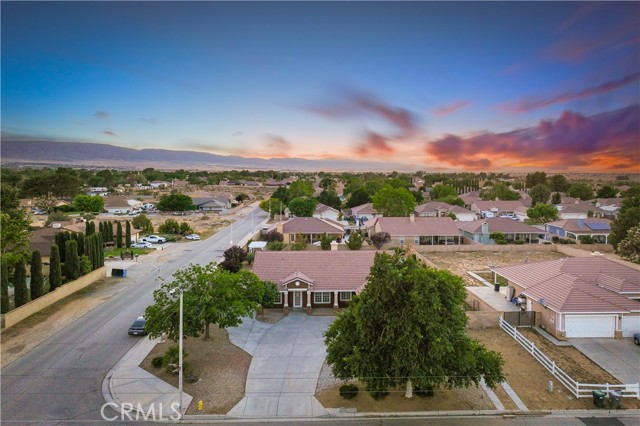 43309 45th W Street, Lancaster CA: https://media.crmls.org/medias/07ad4e1b-c1b6-44df-8203-c82407b16538.jpg