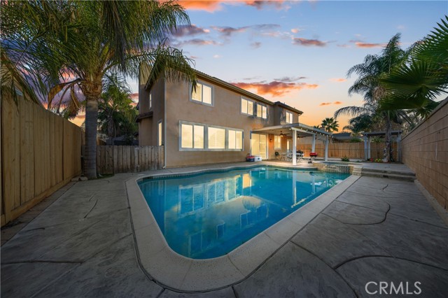 Detail Gallery Image 2 of 28 For 29851 Fox Creek, Menifee,  CA 92586 - 5 Beds | 3 Baths