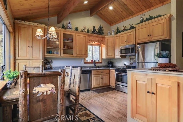 Detail Gallery Image 21 of 47 For 1218 Bow Canyon Ct, Big Bear Lake,  CA 92315 - 2 Beds | 1 Baths