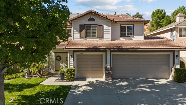 Detail Gallery Image 1 of 46 For 27687 Ron Ridge Dr, Saugus,  CA 91350 - 4 Beds | 3 Baths