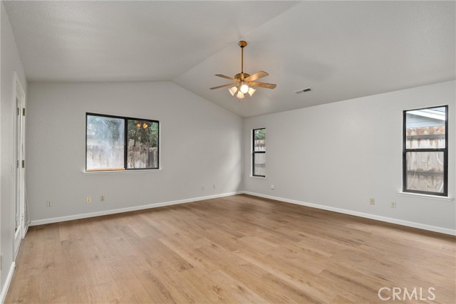 Detail Gallery Image 21 of 30 For 1036 Gateway Ln, Chico,  CA 95926 - 3 Beds | 2/1 Baths