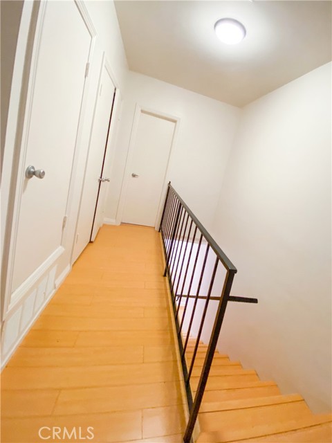 908 15th Street, Santa Monica CA: https://media.crmls.org/medias/07b06dc8-fd79-4041-855d-8642b3c621e8.jpg