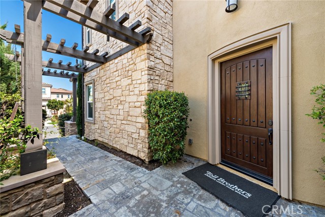 Detail Gallery Image 2 of 52 For 50 Cooper, Lake Forest,  CA 92630 - 5 Beds | 5/1 Baths
