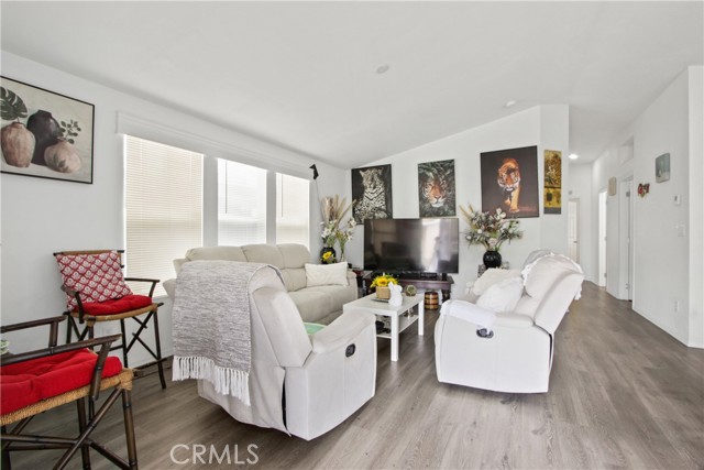 13202 Hoover Street, Westminster CA: https://media.crmls.org/medias/07b16853-4426-4d2e-b564-ec7b1f17de9d.jpg