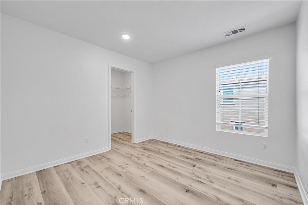 MLS #OC25151215 img 18