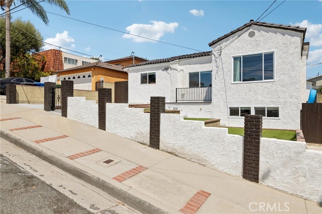 Detail Gallery Image 2 of 57 For 1446 W 3rd St, San Pedro,  CA 90732 - 5 Beds | 3 Baths