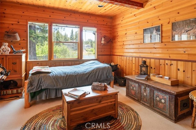 Detail Gallery Image 12 of 32 For 115 Lagunita Ln, Big Bear Lake,  CA 92315 - 4 Beds | 2 Baths