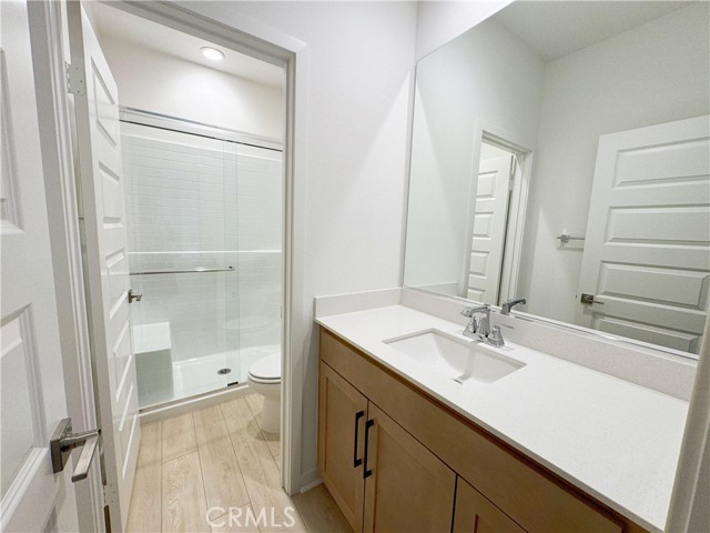 Detail Gallery Image 17 of 21 For 6985 Mallow Dr #2,  Fontana,  CA 92336 - 5 Beds | 4 Baths