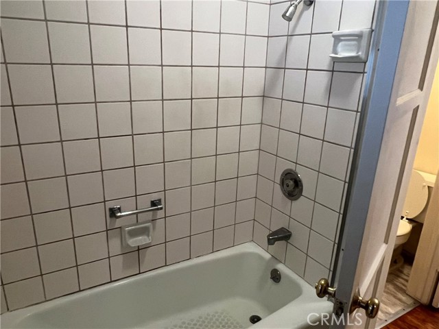 5251 Laurel Street, San Diego CA: https://media.crmls.org/medias/07b33fbf-3d9d-4661-9532-8595ec8b74b3.jpg