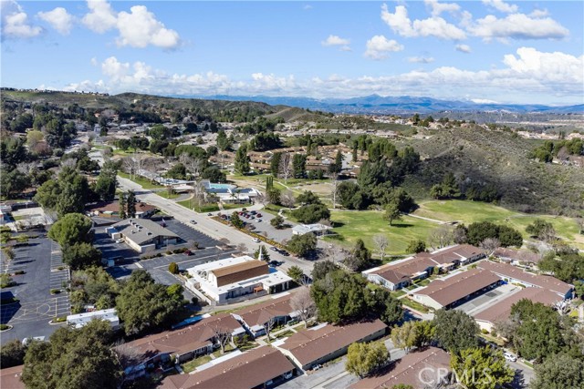 Detail Gallery Image 20 of 25 For 19144 Avenue of the Oaks #D,  Newhall,  CA 91321 - 2 Beds | 1 Baths