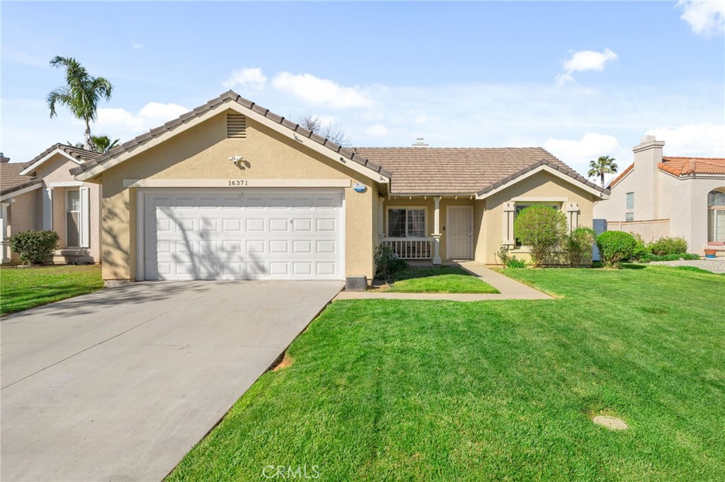 16371 Avenida De Loring
