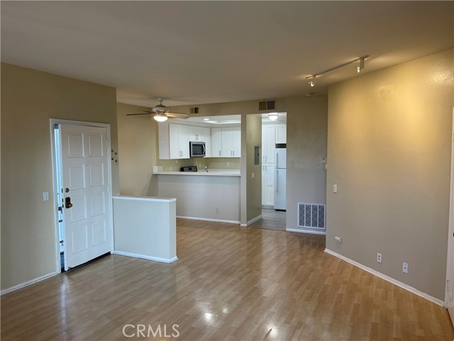 Detail Gallery Image 17 of 43 For 16960 Algonquin St #I-204,  Huntington Beach,  CA 92649 - 1 Beds | 1 Baths