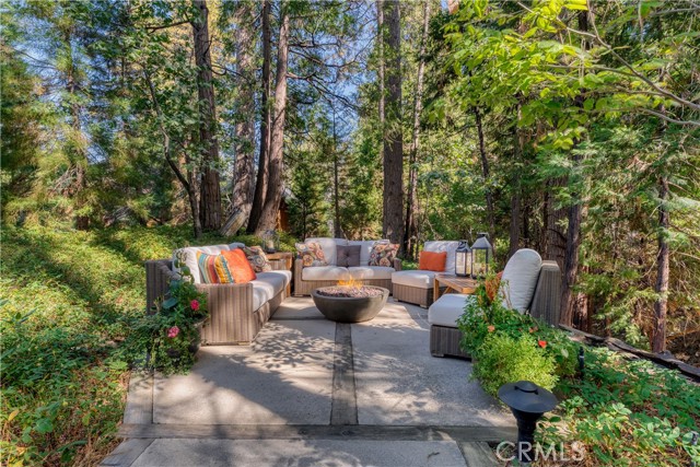 27465 Meadow Bay Drive, Lake Arrowhead, CA 92352