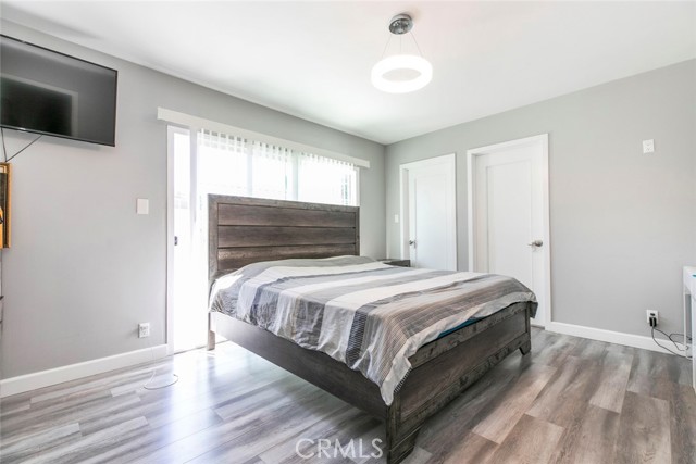 11024 Peoria Street, Sun Valley CA: https://media.crmls.org/medias/07b5982b-e724-478e-a9bd-2a20ebe355b0.jpg