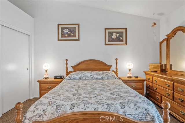 7483 Catalpa Avenue, Highland CA: https://media.crmls.org/medias/07b62fdd-a0aa-48f3-9301-7ec54f080a01.jpg