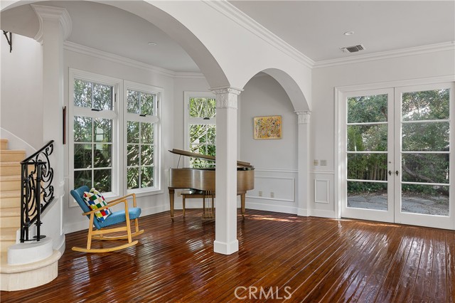 21149 Entrada Road, Topanga CA: https://media.crmls.org/medias/07b696ec-c353-4b25-955e-bed9916ce0f2.jpg