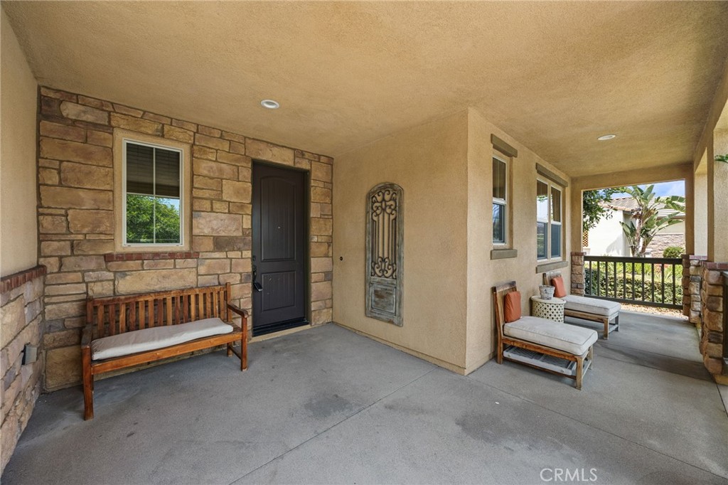 MLS #WS25158608 img 1