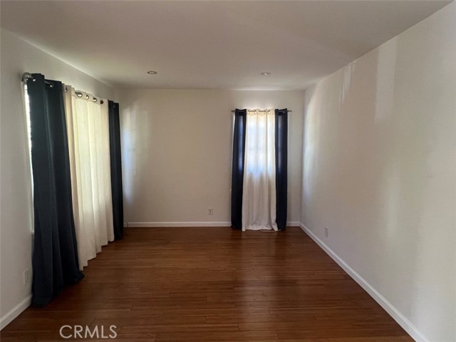 6720 Comet Street, Los Angeles CA: https://media.crmls.org/medias/07b70630-b9ba-4d1d-8e65-ecdc4d9ed6c9.jpg